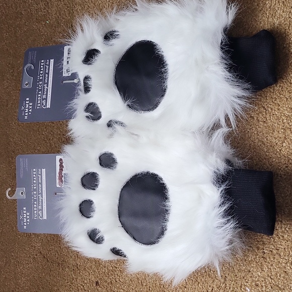 Tundra Ice Scrappers - Set of 2 - Abominable Snowman - Picture 3 of 5